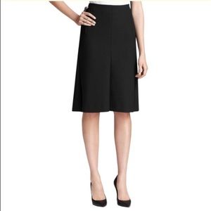 Theory “Janya Edgewood” Wool Black Skirt